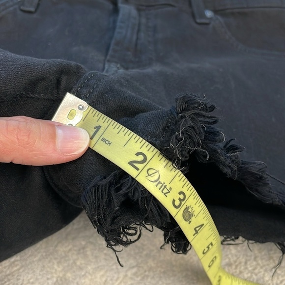 7 For All Mankind Mid Rise Raw Frayed Hem Cut Off Mini Shorts Black Sz 28 - Picture 10 of 12
